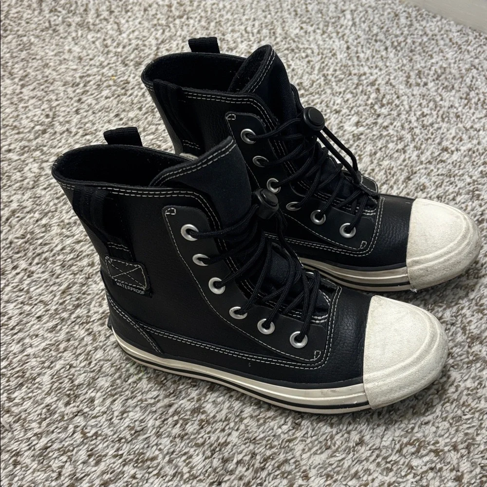 Converse Chuck Taylor leather Waterproof Boots 2